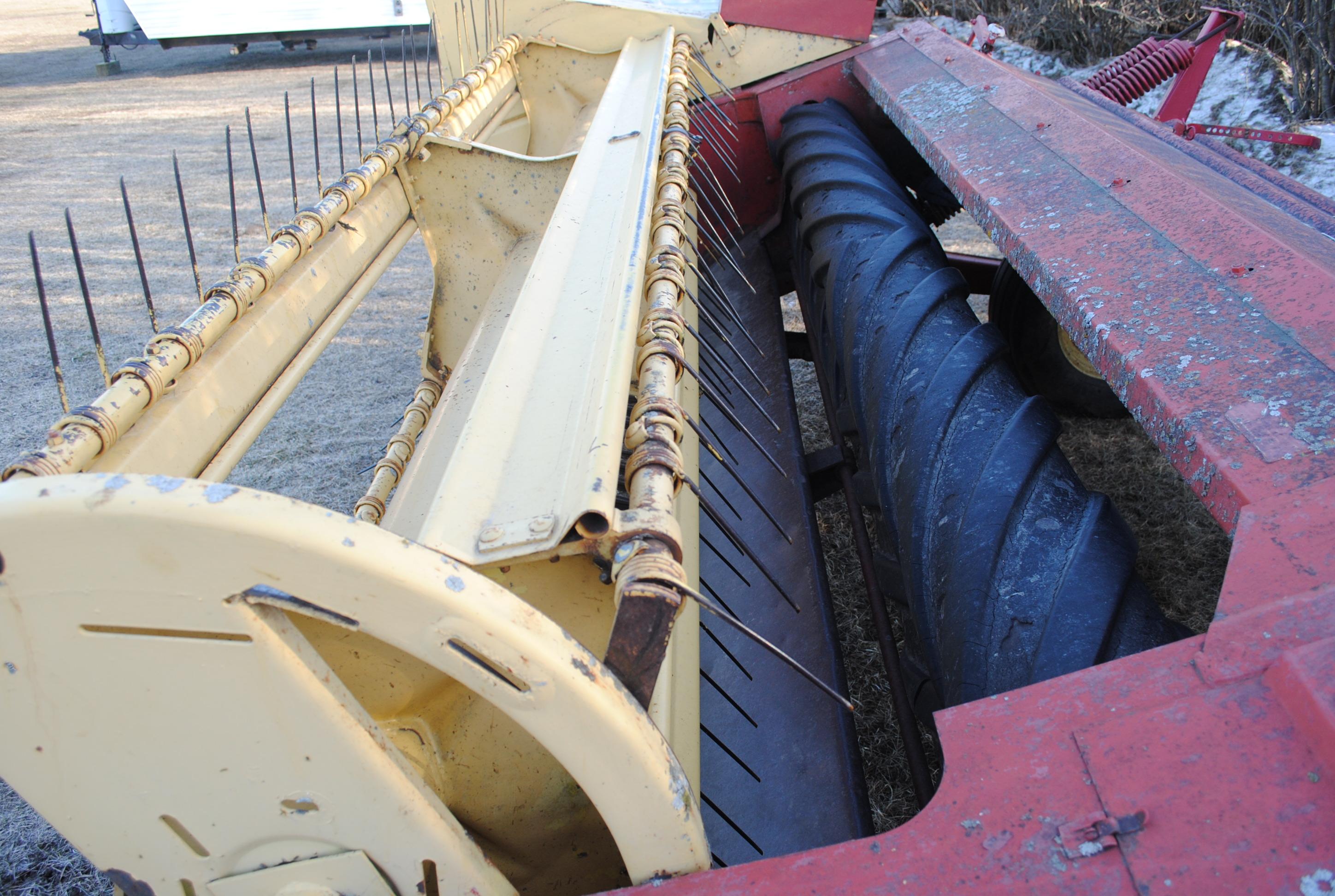 New Holland 479 Haybine, new sickle section put in last year, works