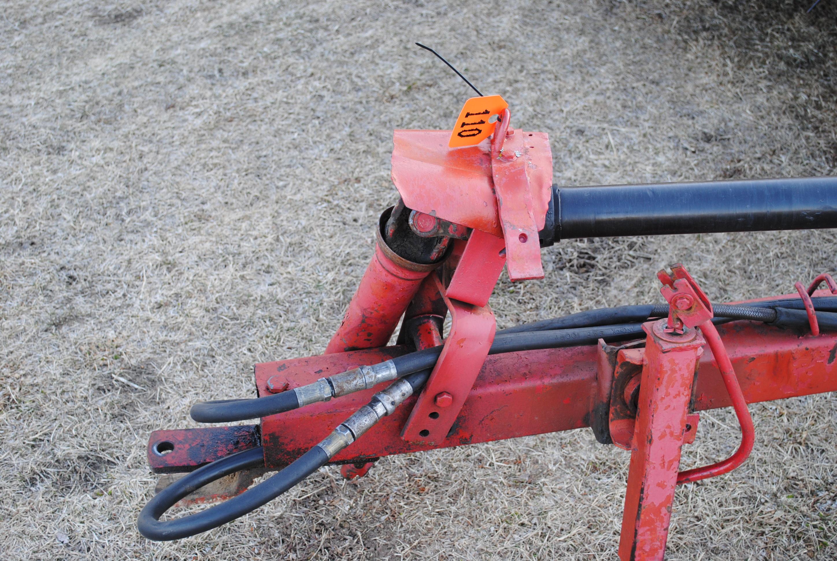 New Holland 479 Haybine, new sickle section put in last year, works