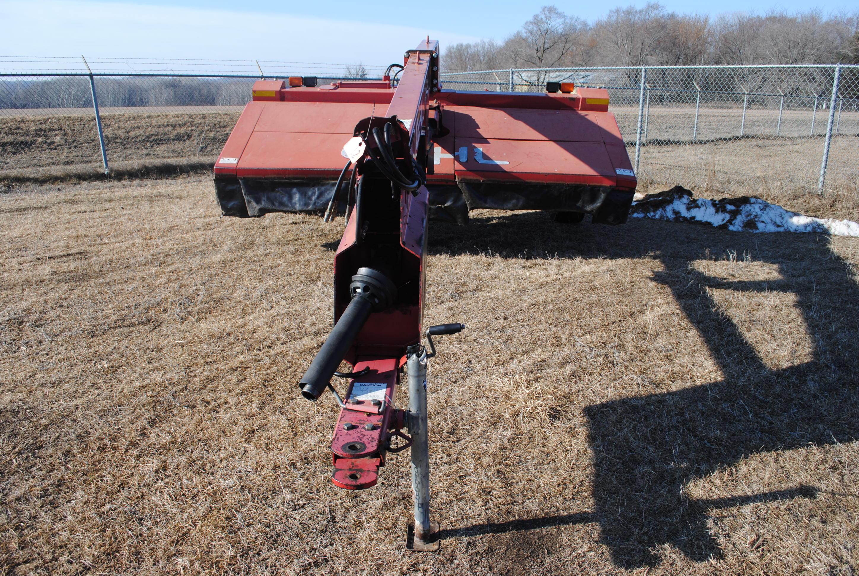 Gehl 2412 HydroSwing Disc Bine, rubber rollers, new knives, pto in office, good-running condition