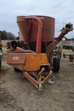 Farmhand 830 Feed Mixer
