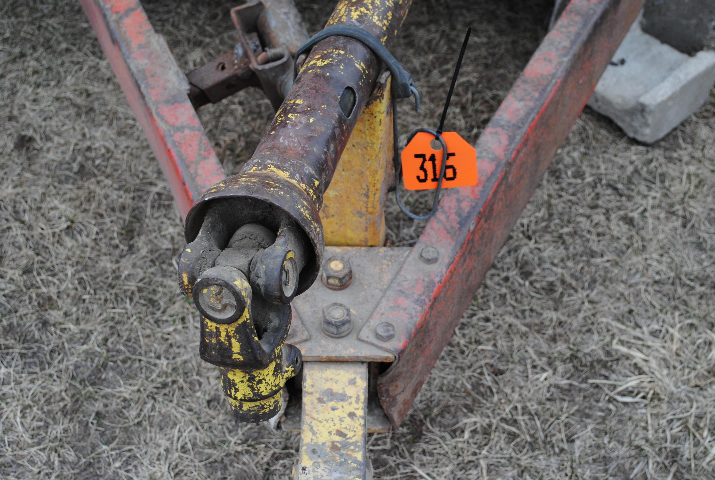 Farmhand 830 Feed Mixer