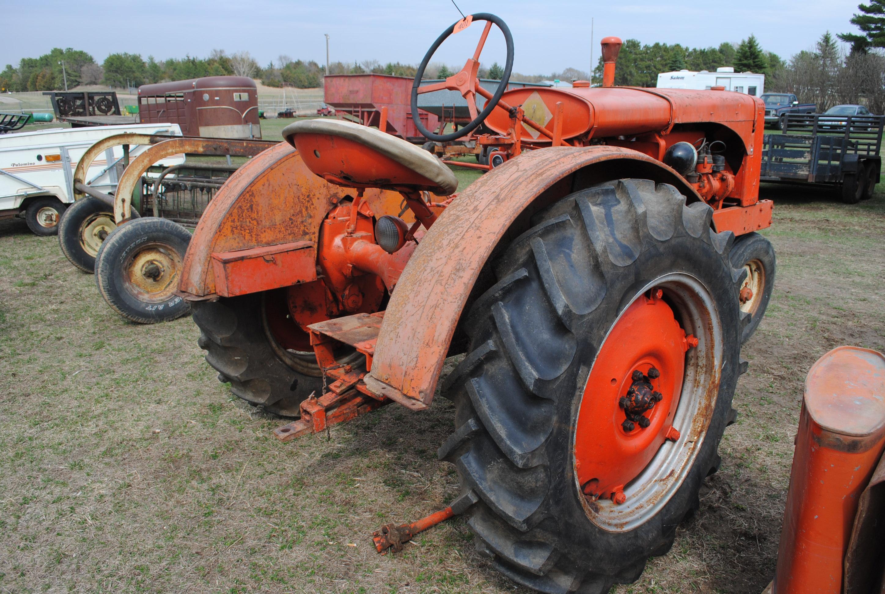 1936 Allis Chalmers WC, runs good, new wiring, new manifold, 12.4-28 rears, 5.5-16 fronts, crank sta