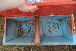 Ritchie Hog Waterer