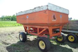 J&M Gravity Box, approx. 150 bu. on John Deere running gear