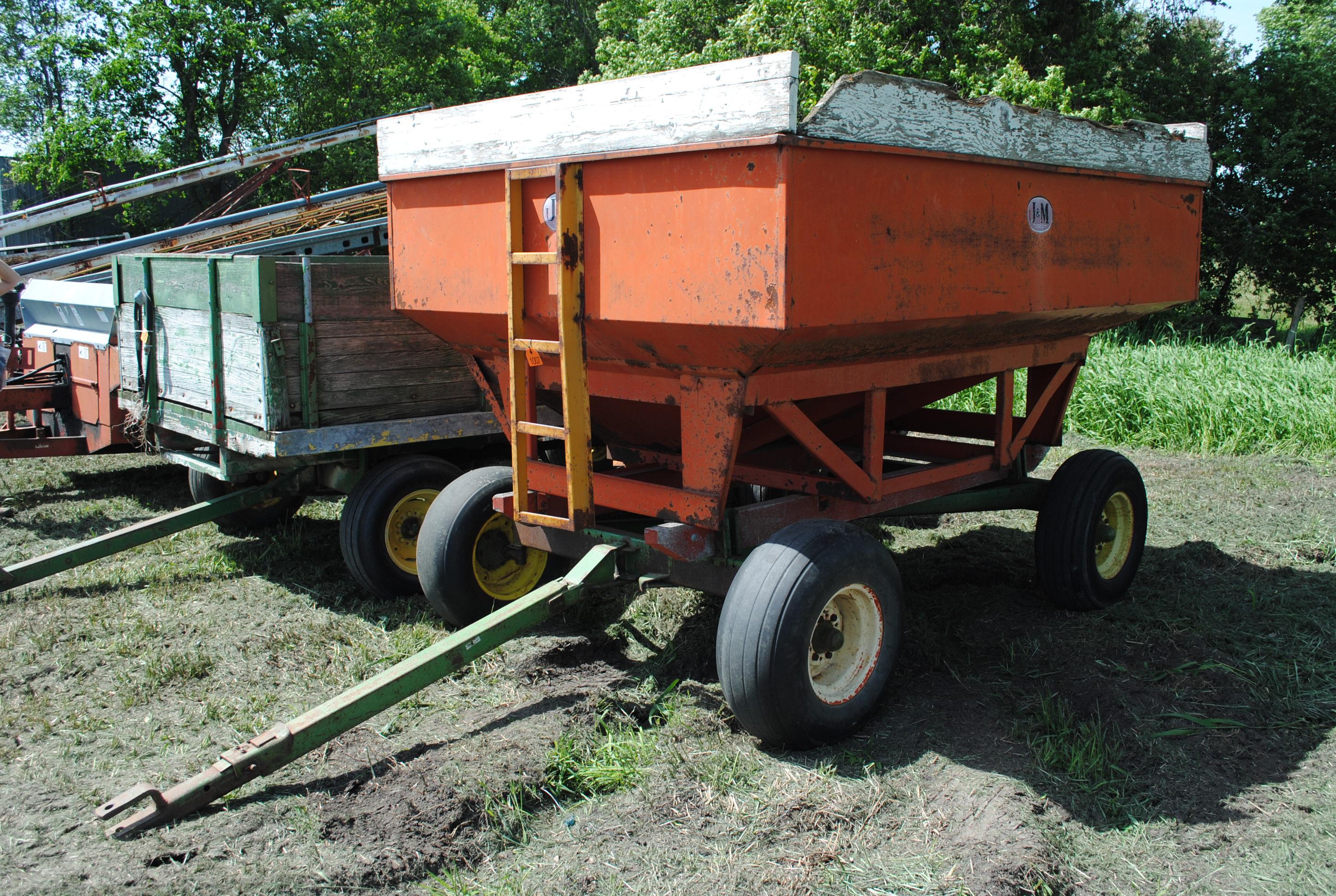 J&M Gravity Box, approx. 150 bu. on John Deere running gear