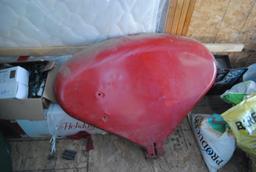 Pair of fenders for 560, very good condition