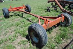Forage King 10-ton 4-wheel running gear with extendable pole