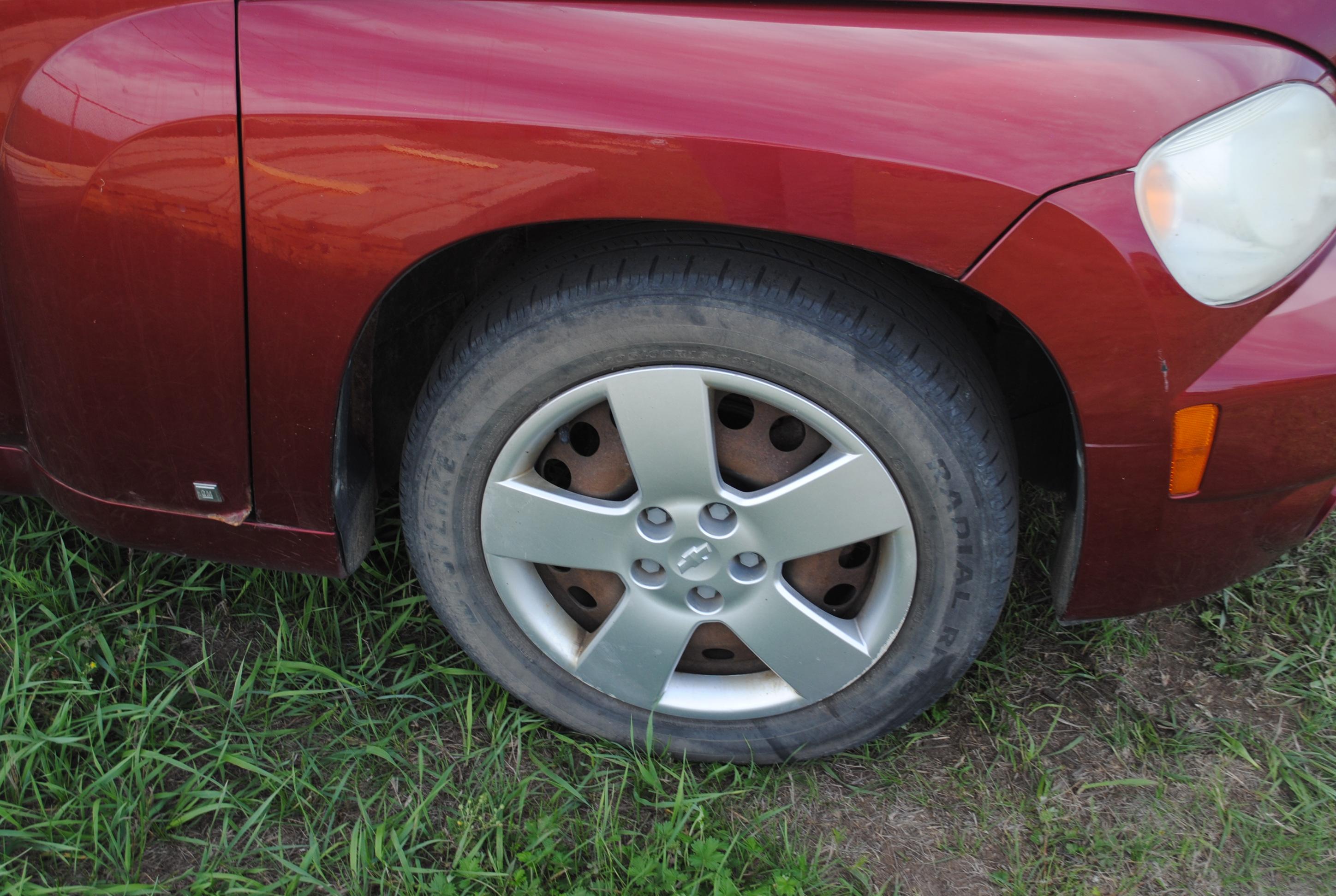**2008 Chevy HHR, 4-door, cloth interior, manual with new clutch, power windows/locks, shows 147,239