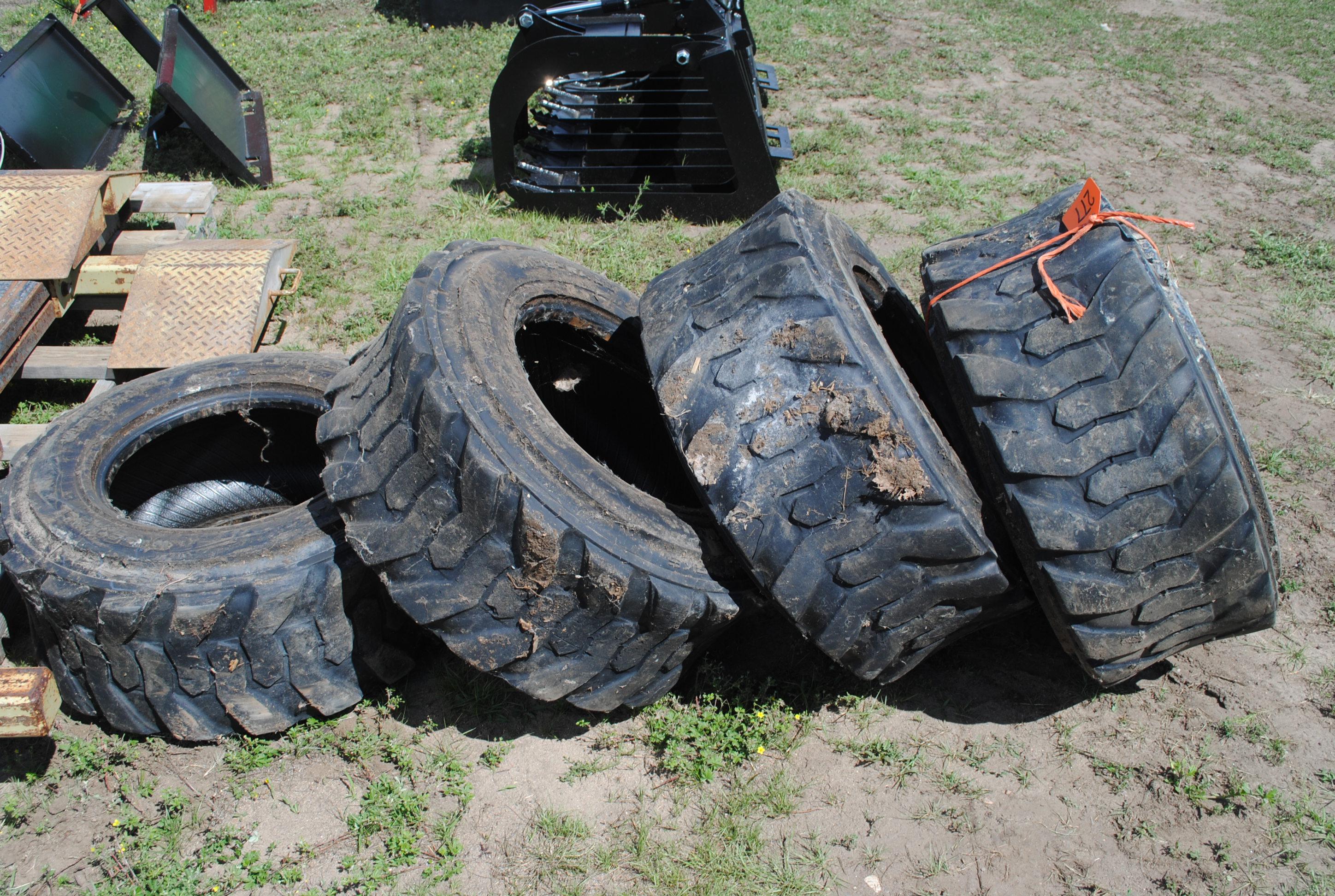 Set of 4 Skidloader tires, Wide Wall 12-16.5 (sell as set)