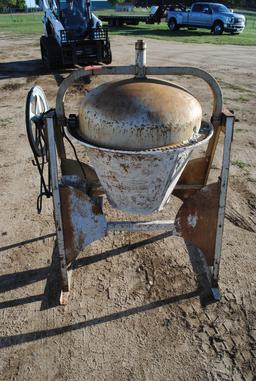 Cement mixer