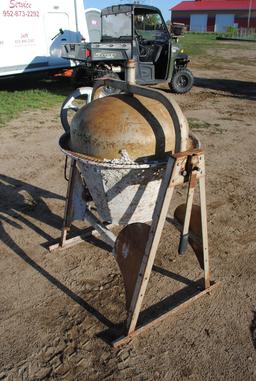 Cement mixer