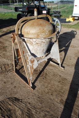 Cement mixer