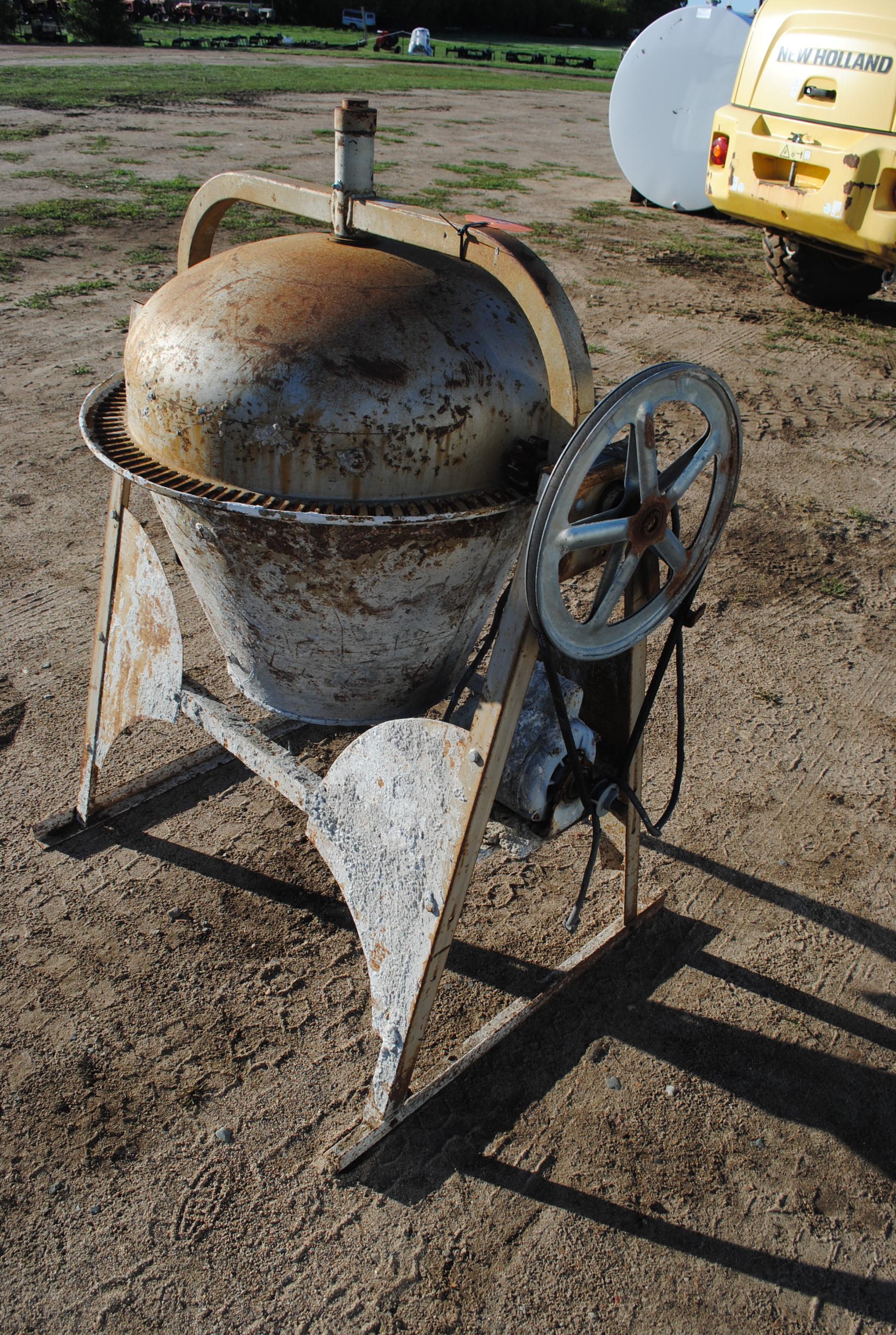 Cement mixer