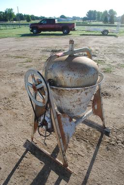 Cement mixer