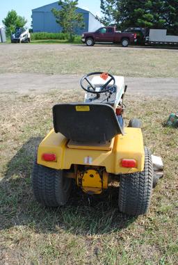 Cub Cadet International 1450 hydrostatic 16HP V-twin Vangaard Briggs & Stratton engine, 48" deck