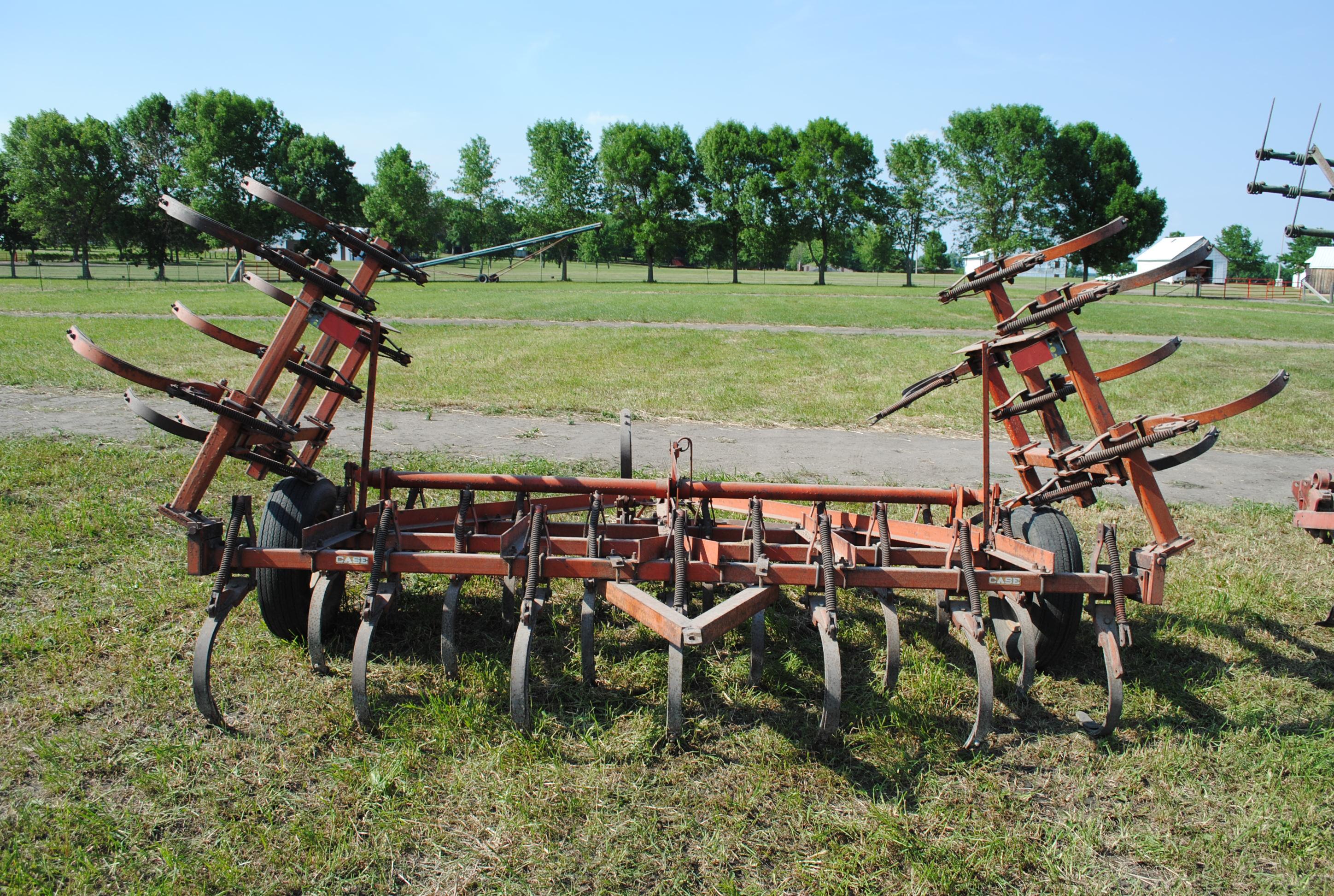 JI Case 16' field cultivator