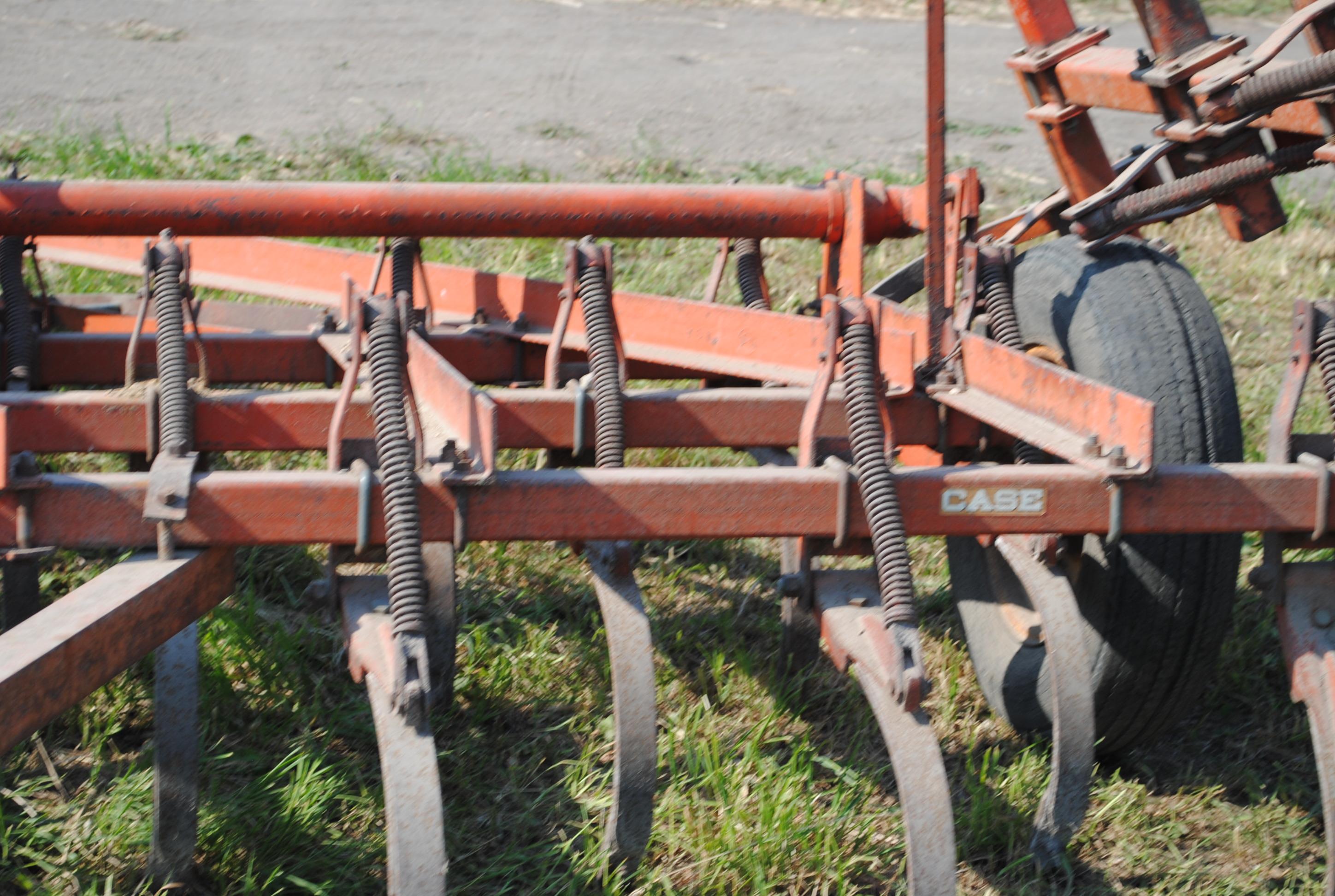 JI Case 16' field cultivator