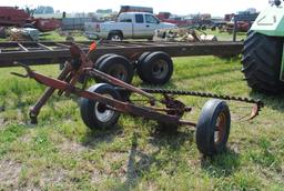 International 100 Sickle pull-type sickle mower, only used once since the new sickle has been on the