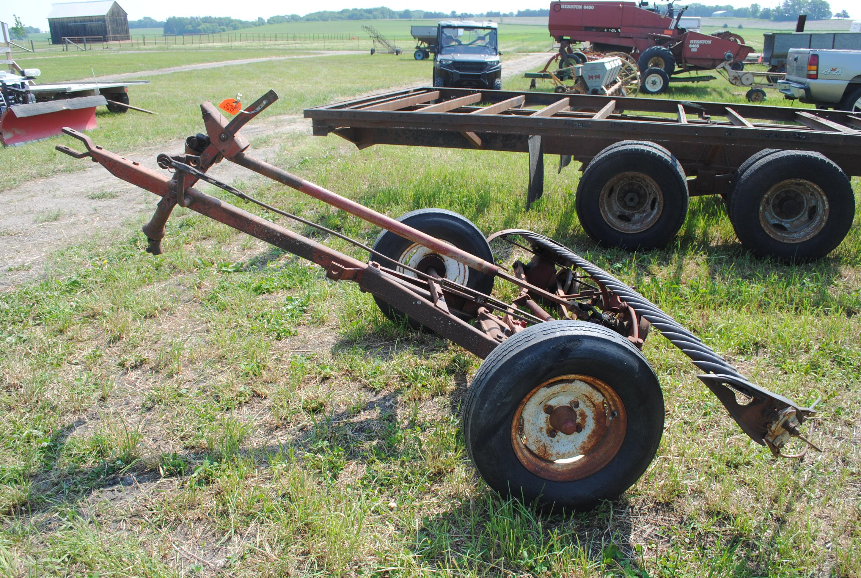 International 100 Sickle pull-type sickle mower, only used once since the new sickle has been on the