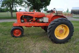 Allis Chalmers 'WD', narrow front, fenders, 3-point, 12-volt, currently not running but owner states