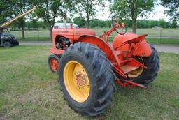 Allis Chalmers 'WD', narrow front, fenders, 3-point, 12-volt, currently not running but owner states