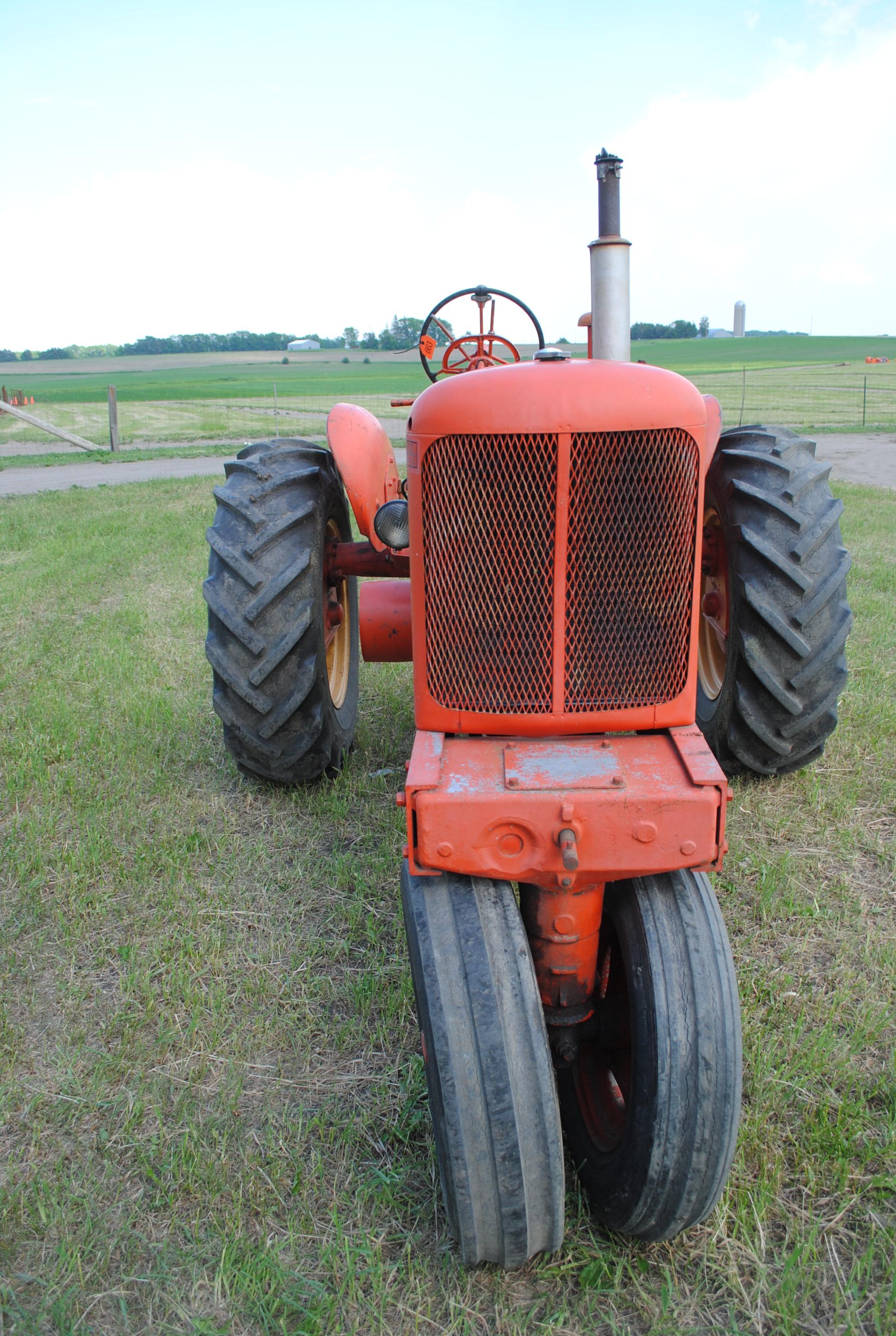 Allis Chalmers 'WD', narrow front, fenders, 3-point, 12-volt, currently not running but owner states