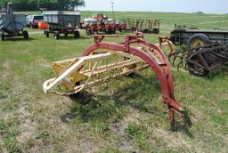 New Holland 56 Hay rake, works