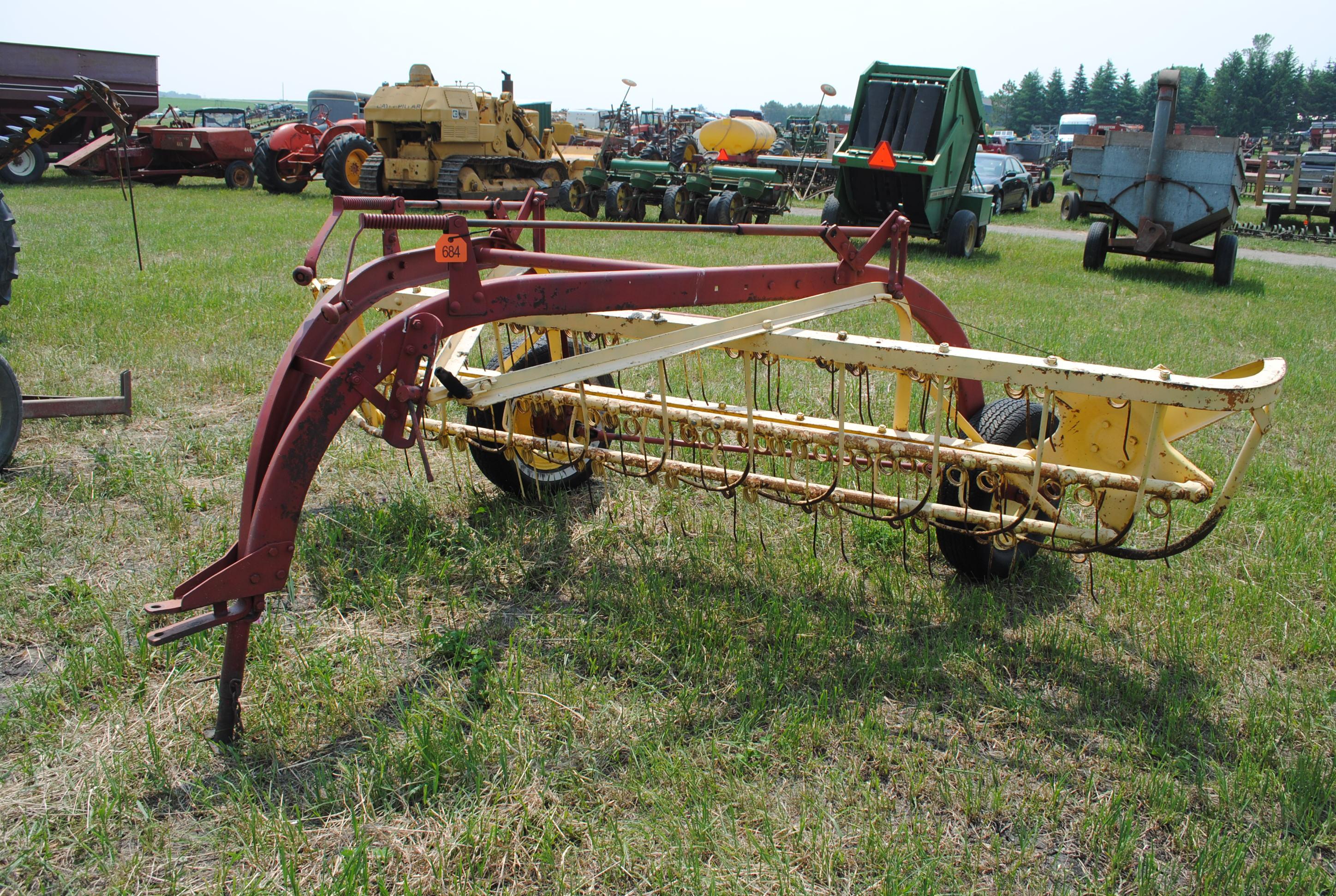 New Holland 56 Hay rake, works