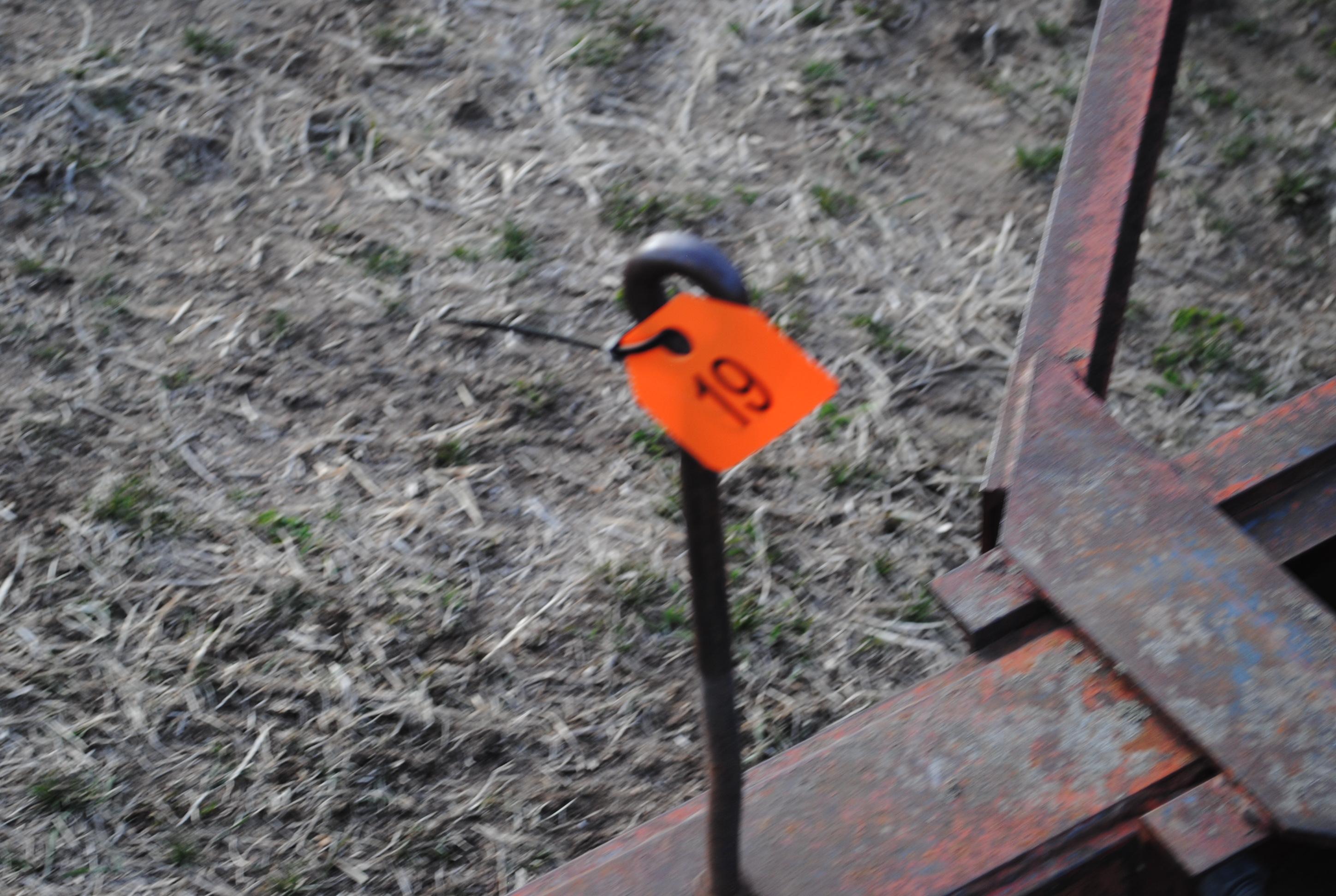 International 45 Digger, 13'