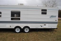 **T** 1999 Hornet Bumper pull Camper 29'x8', Queen bed in master, couch folds down into bed, dinette