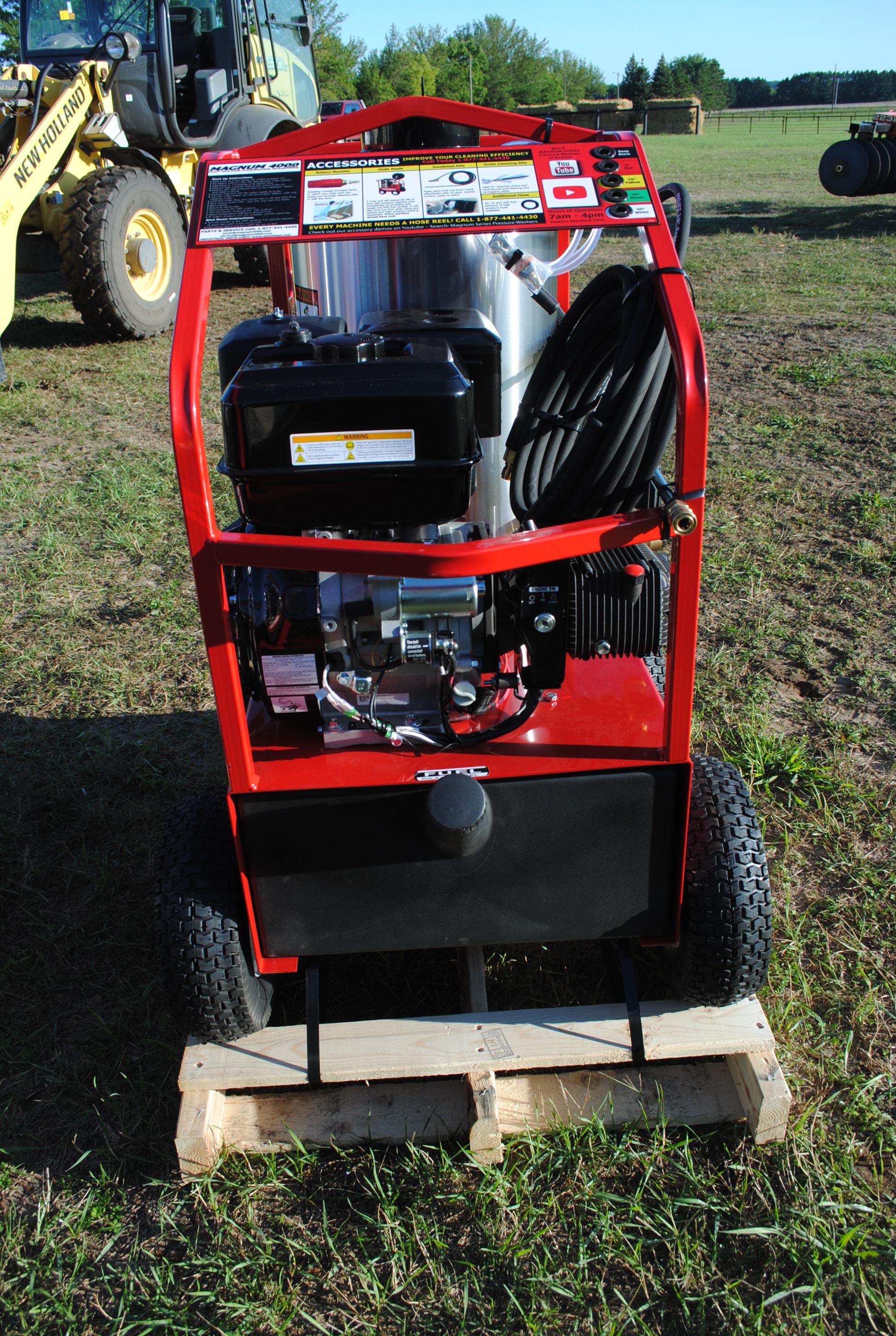 Magnum 4000 Pressure Washer hot water, wand and nozzles included, new - never had oil in it - read t