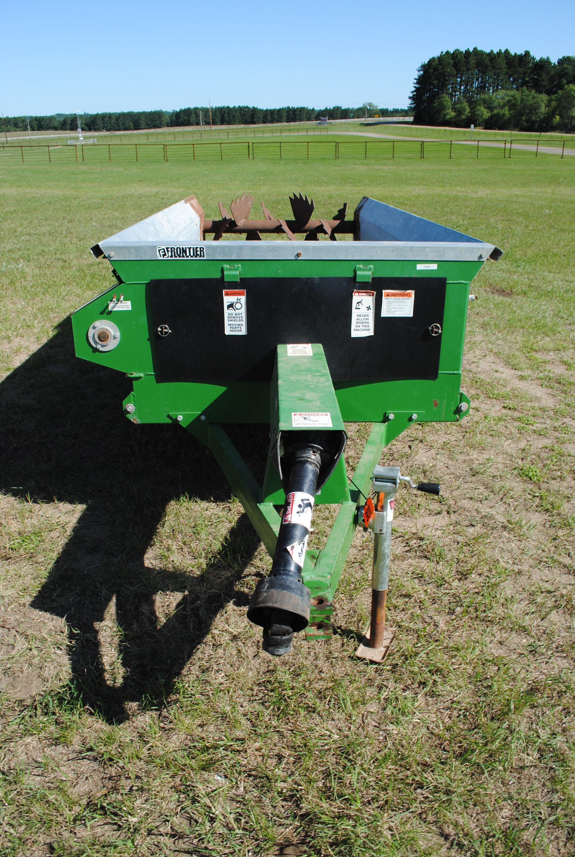 Frontier MS1112 Manure spreader, poly floor, single beater