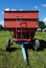 Killbros Model 375 Gravity Box on Killbros running gear, 340+/- bu.