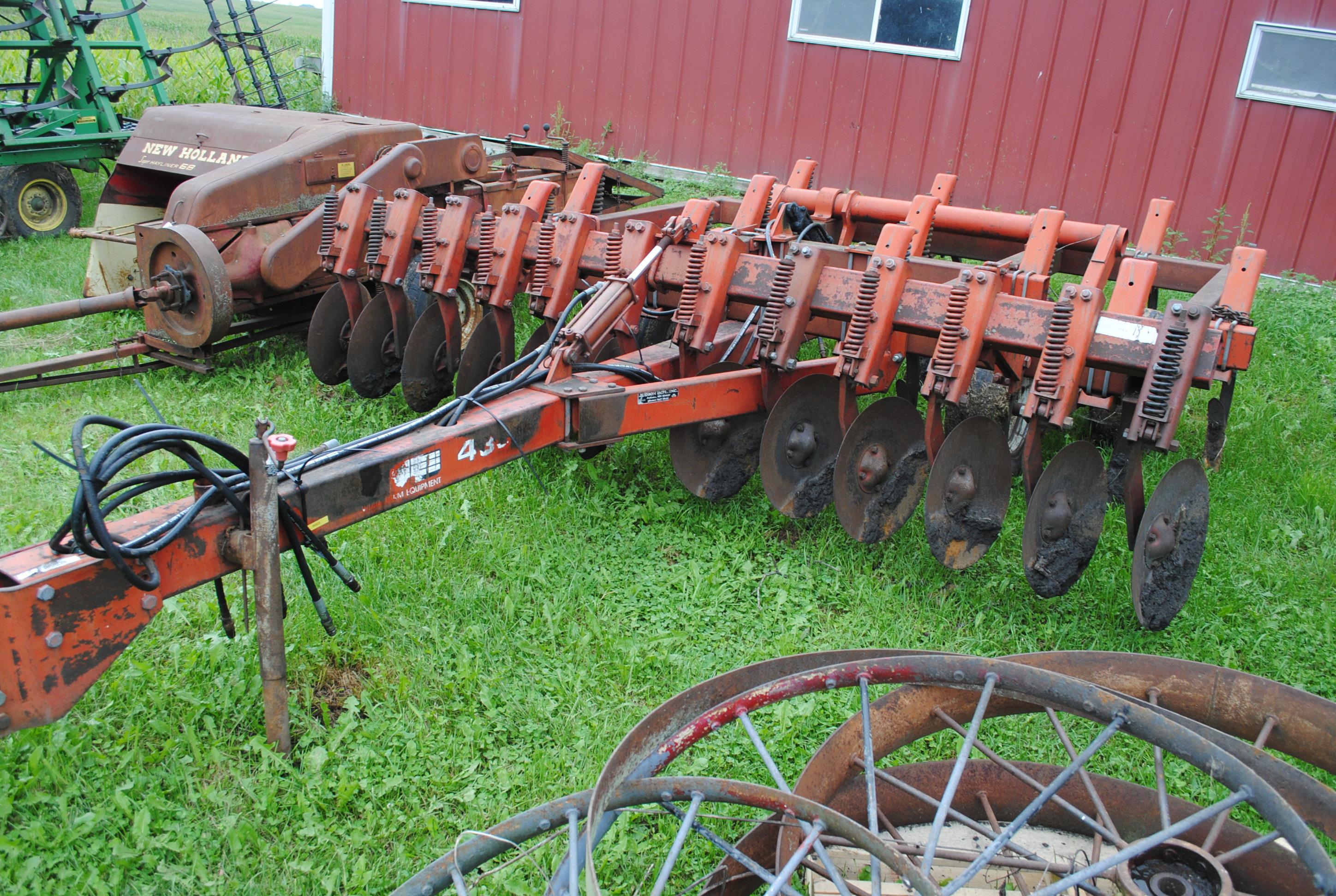 White 435 Disc Ripper, 11'