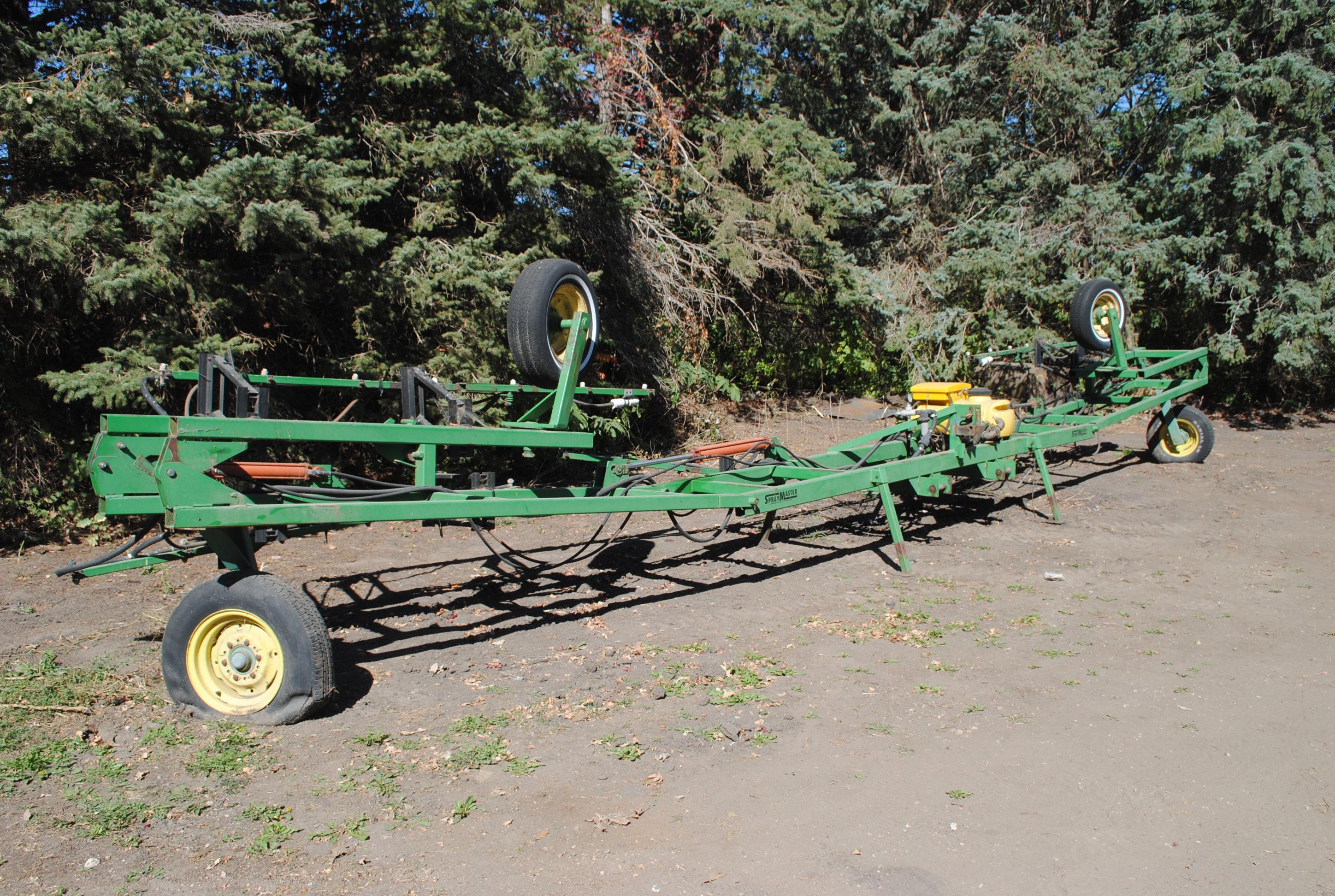3-Point SprayMaster Boom Sprayer with (2) 200-gallon saddle tanks, approx. 60', foam markers, 1,000