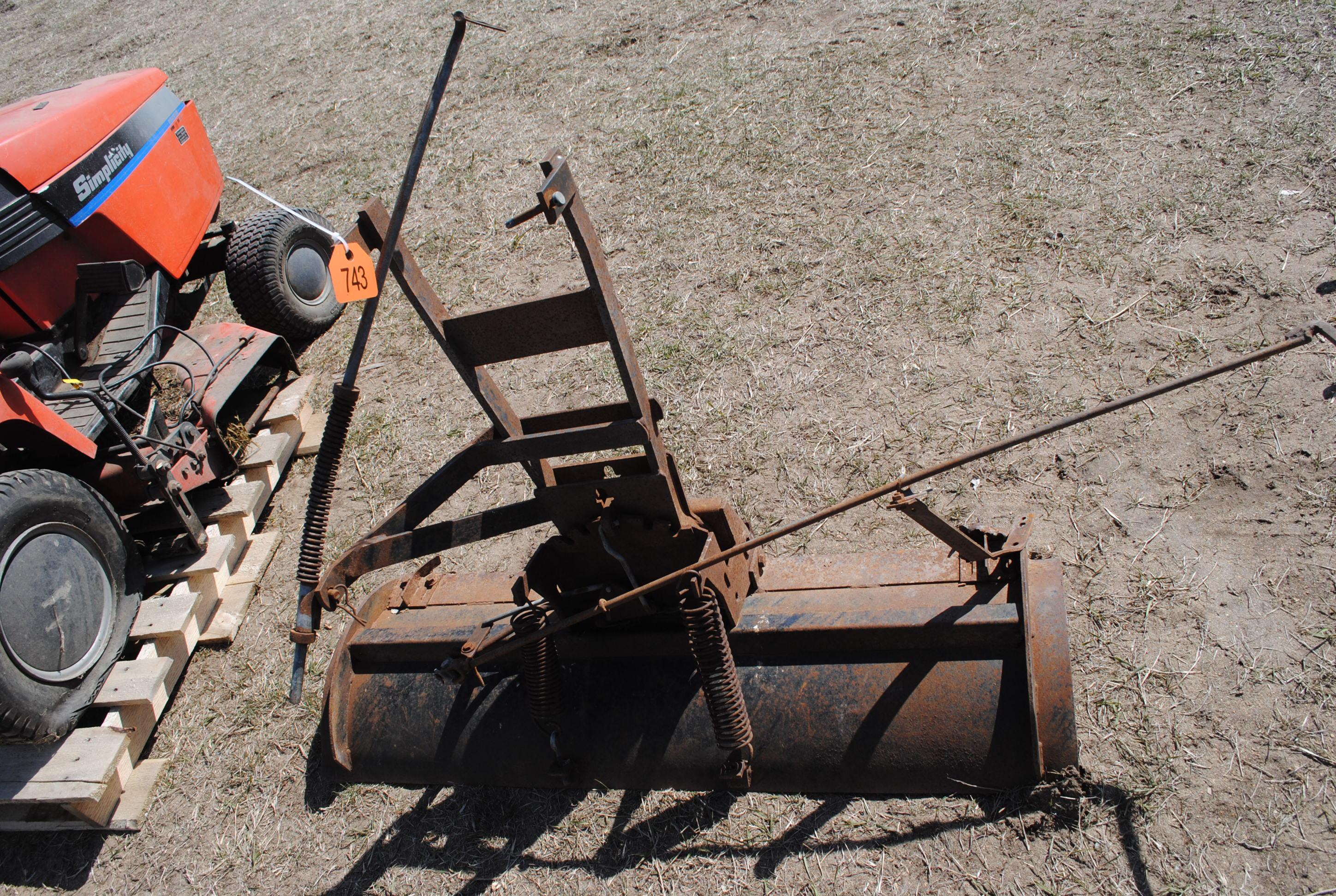 Approx. 4' dozer blade mount