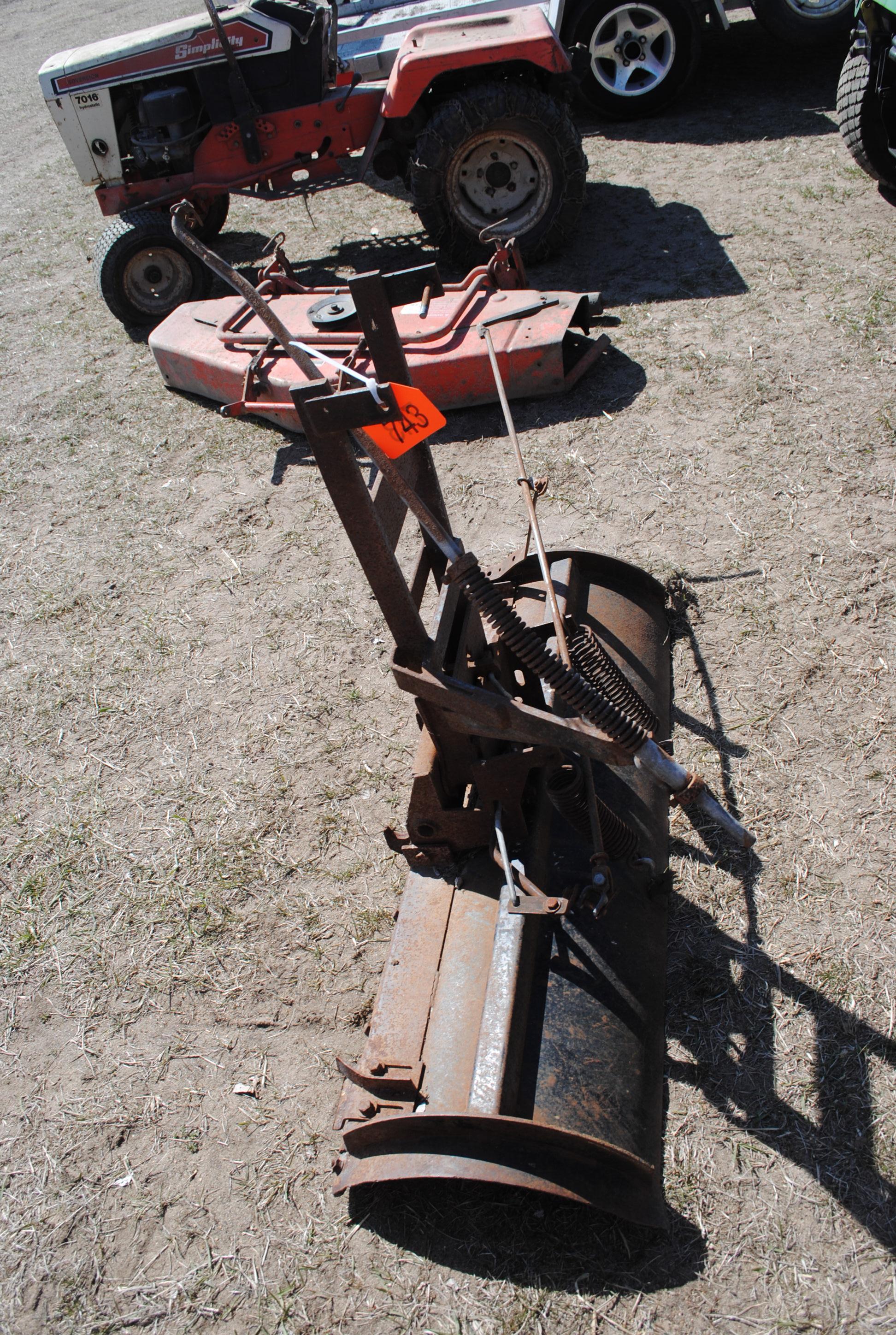 Approx. 4' dozer blade mount
