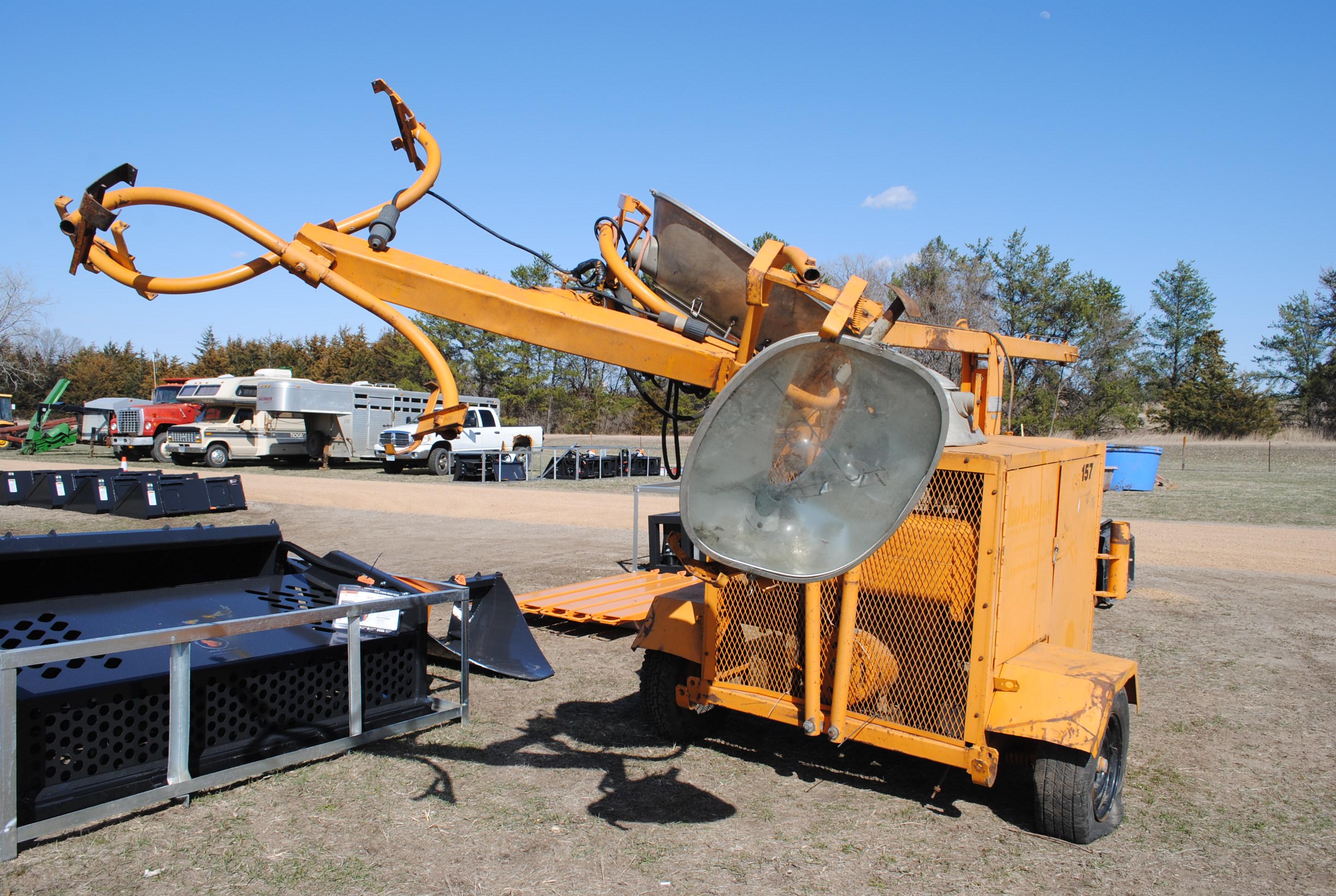 Allmand Bros. Inc Maxi-Lite Portable Diesel powered lights on trailer w/ Li