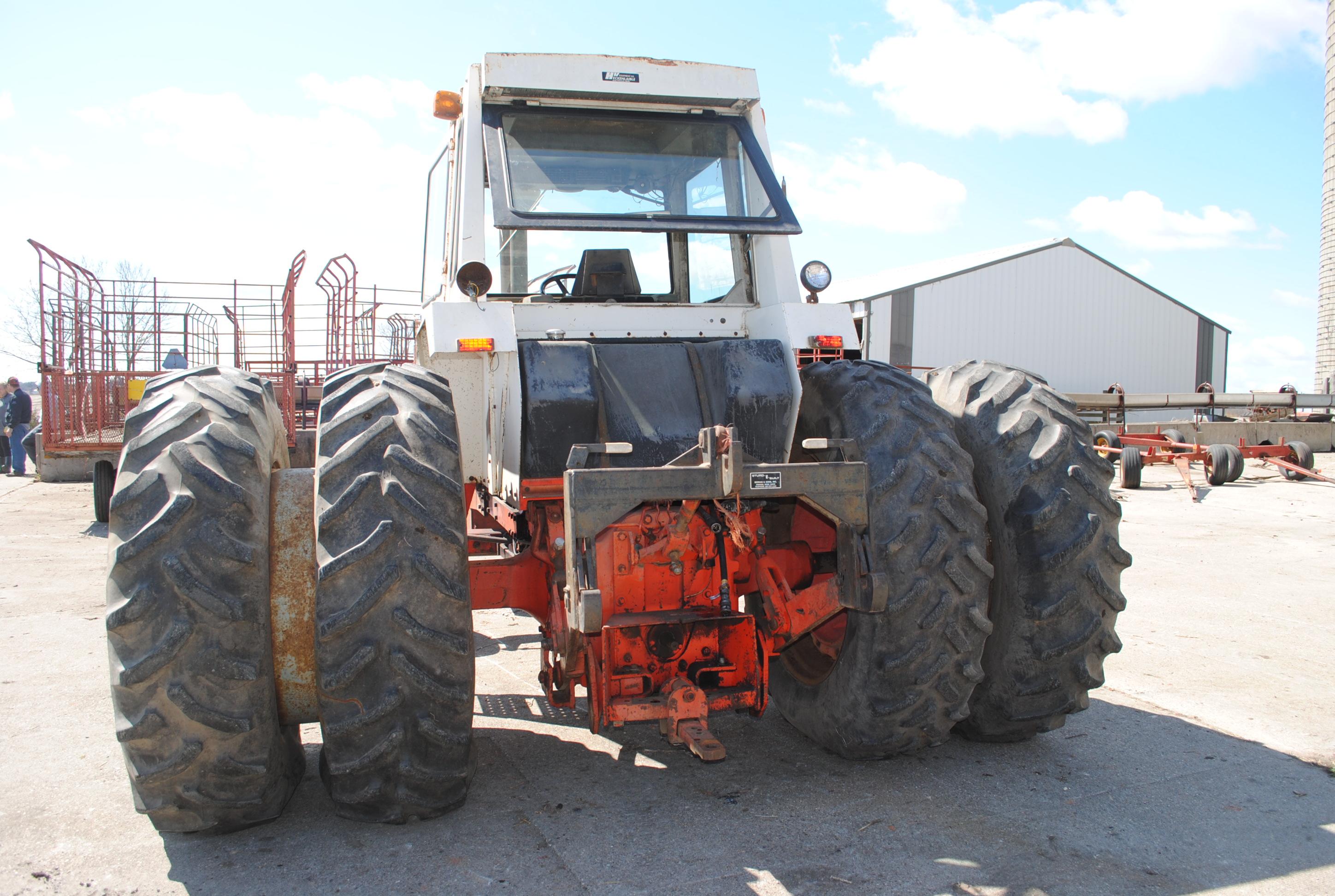 Case Agri-King 1270 Diesel Tractor w/cab, wide front, rock box, band duals, 3-point, w/quick hitch,