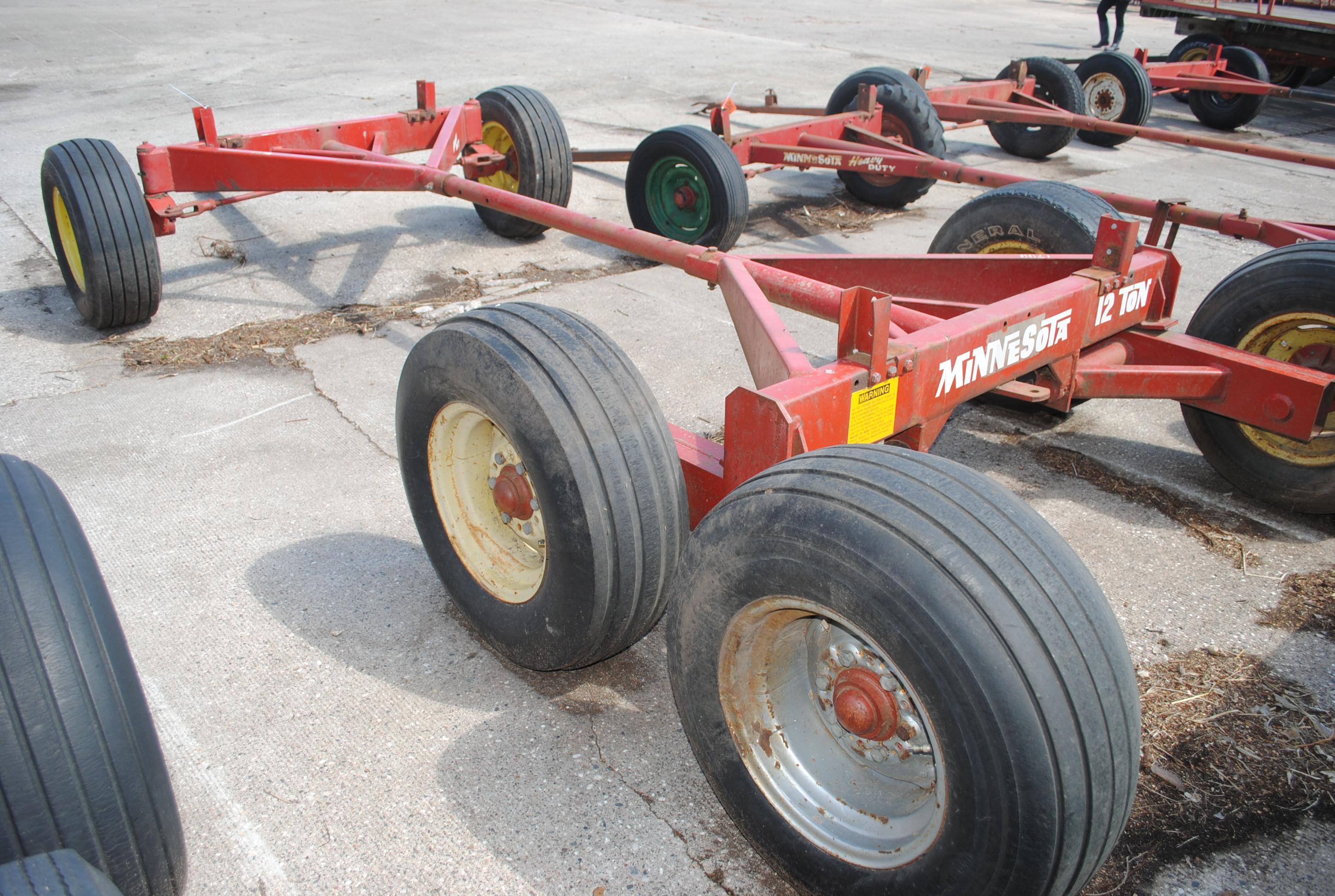 MN 12-ton tandem 4-wheel running gear w/extendable pole