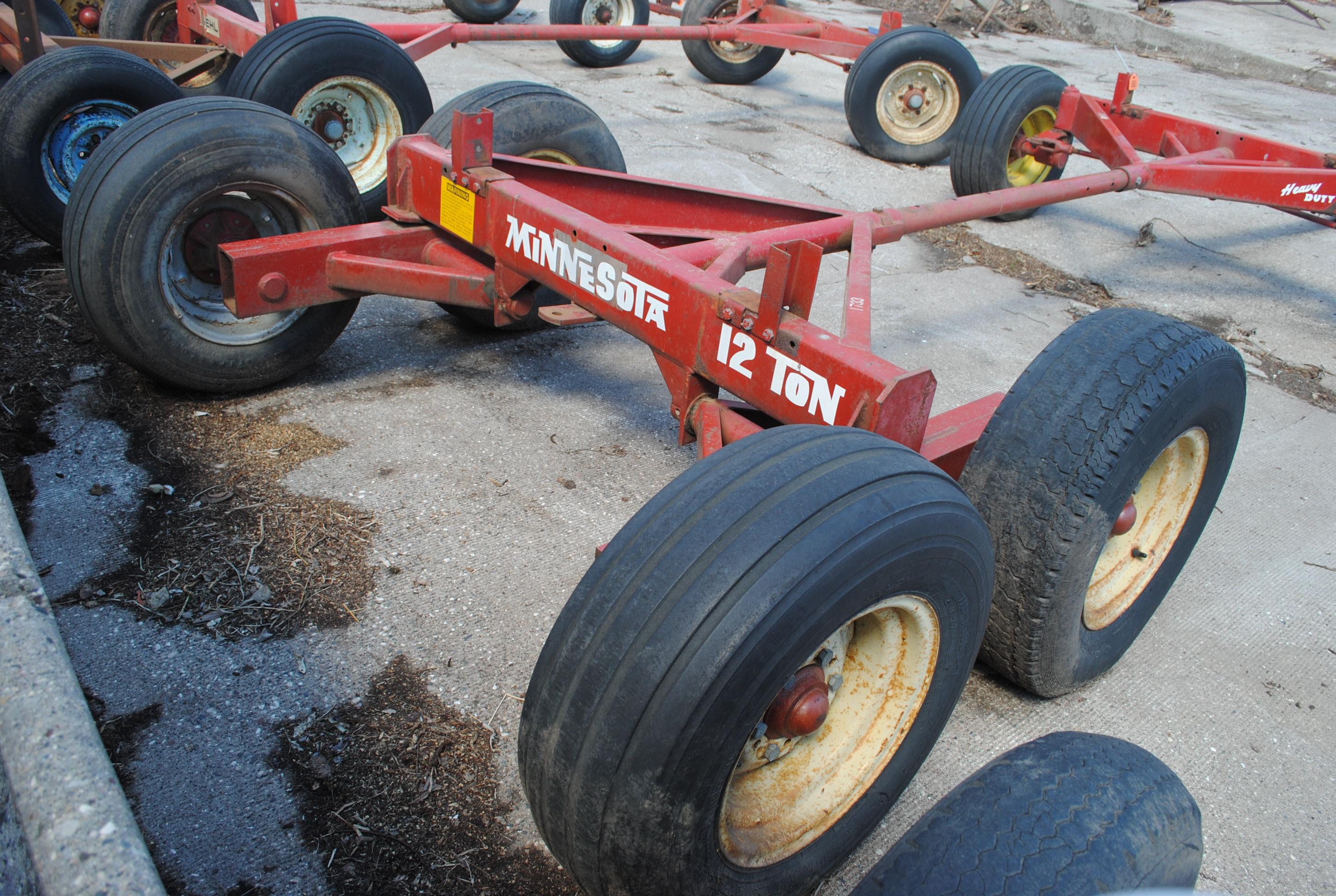 MN 12-ton tandem 4-wheel running gear w/extendable pole