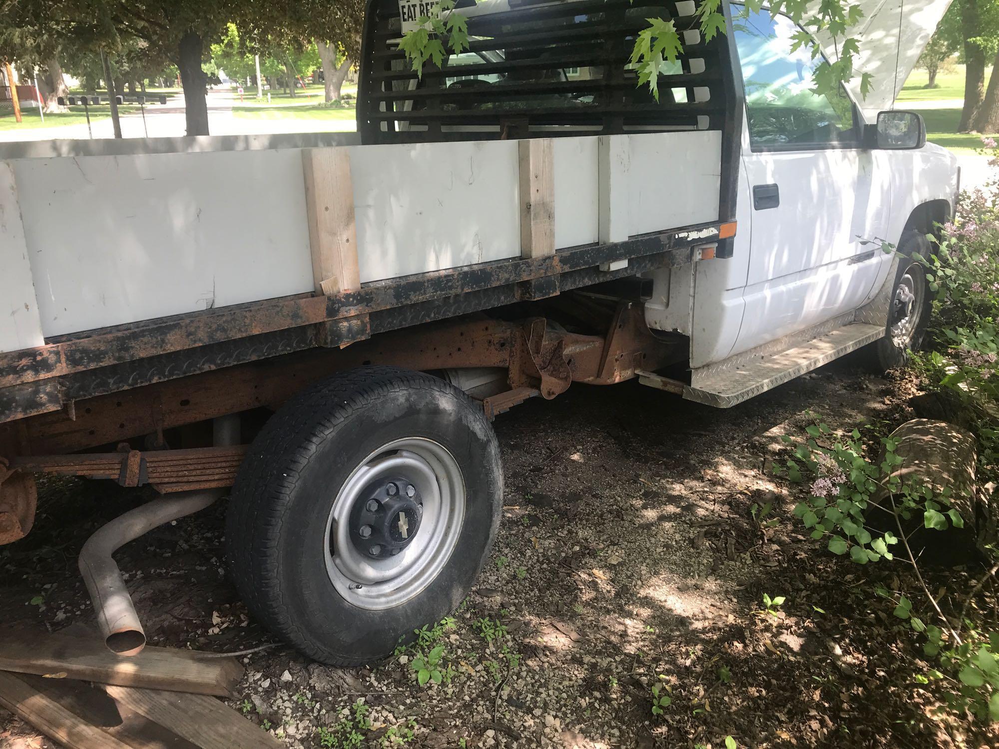 1997 Chevy Cheyenne C350 Truck w/reg. cab, vortec 8 cyl. Engine, a/c, auto, 155,845 miles w/Omaha