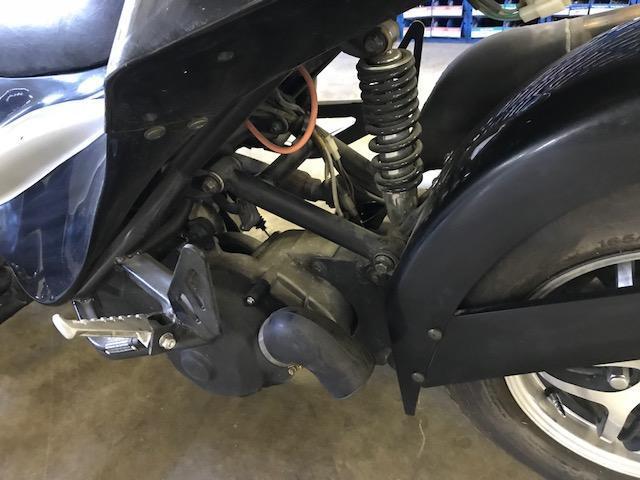 2010 Zhejhiang Kandi 3 wheel Motorcycle, 250cc, auto w/reverse, black/silver only 3775 miles