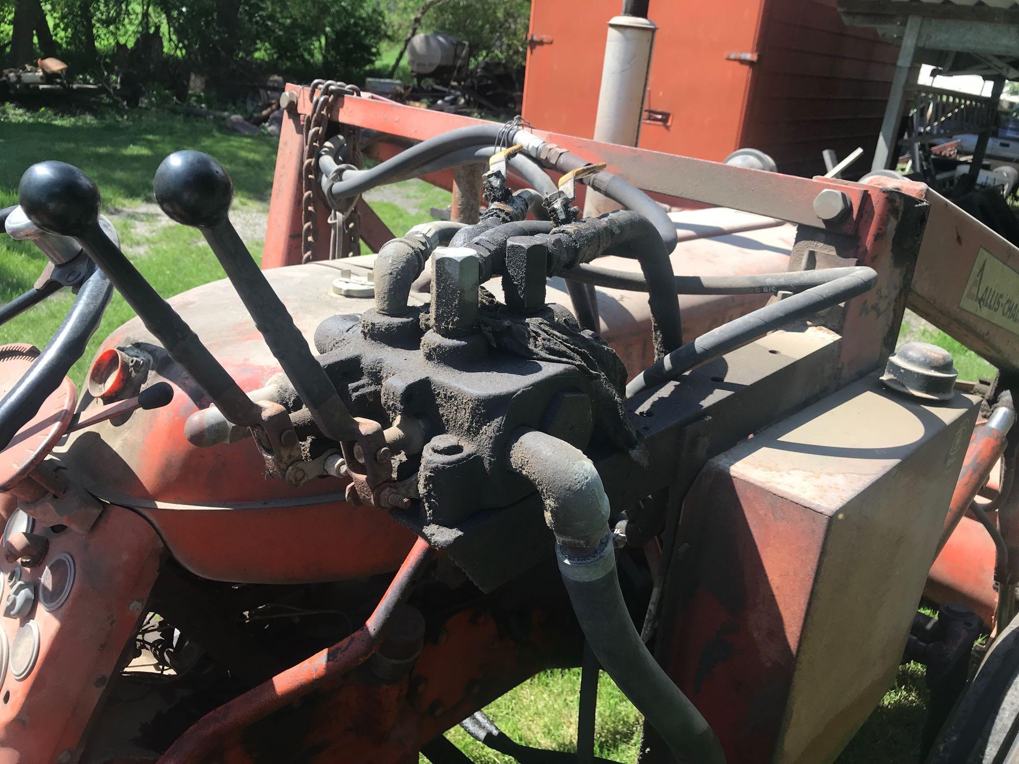Allis Chalmers D14 Gas Tractor w/wf, 3 pt., fenders, power steering, newer 13.6x26 rear tires, AC