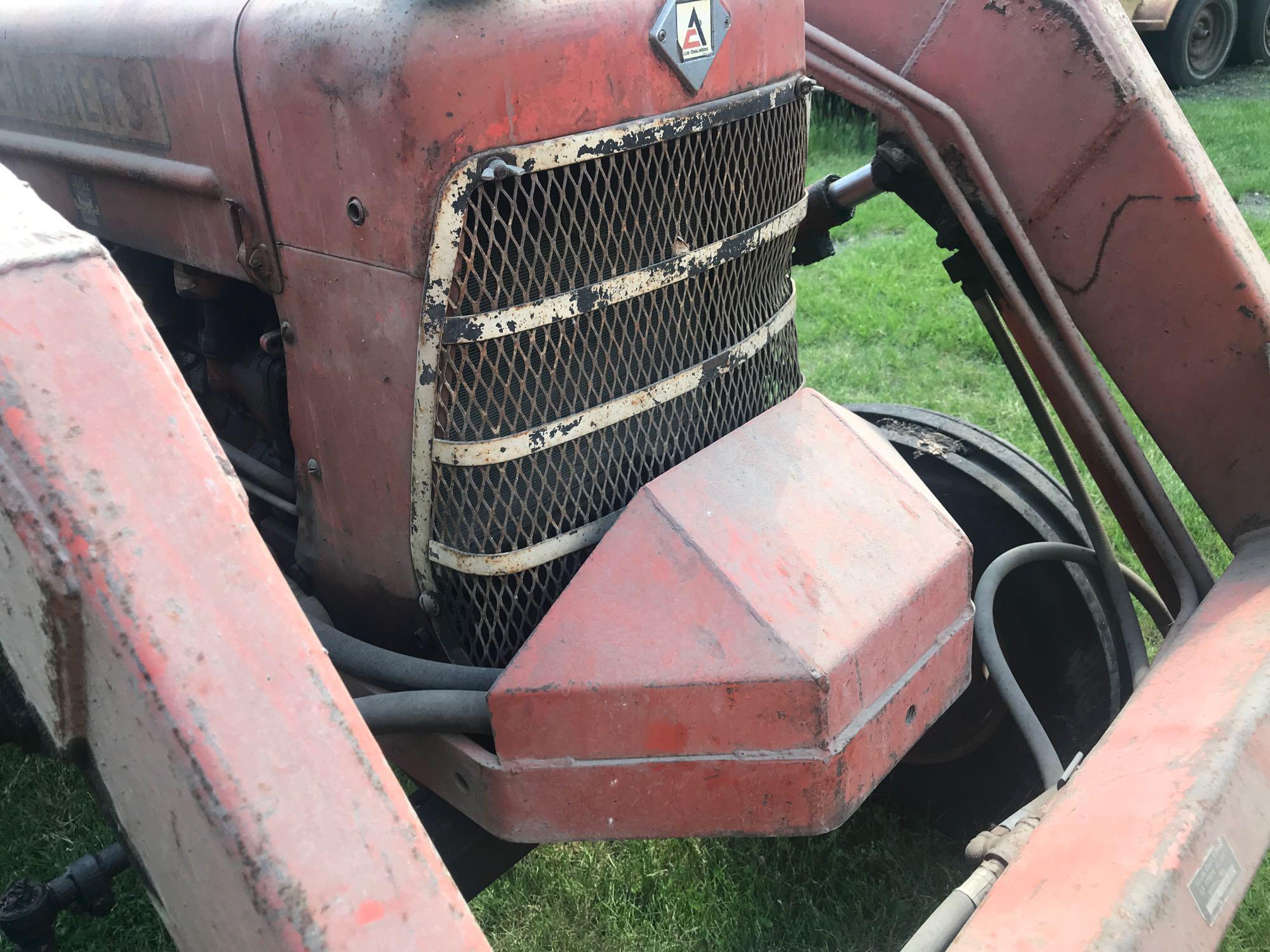 Allis Chalmers D14 Gas Tractor w/wf, 3 pt., fenders, power steering, newer 13.6x26 rear tires, AC