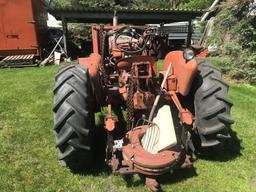 Allis Chalmers D14 Gas Tractor w/wf, 3 pt., fenders, power steering, newer 13.6x26 rear tires, AC