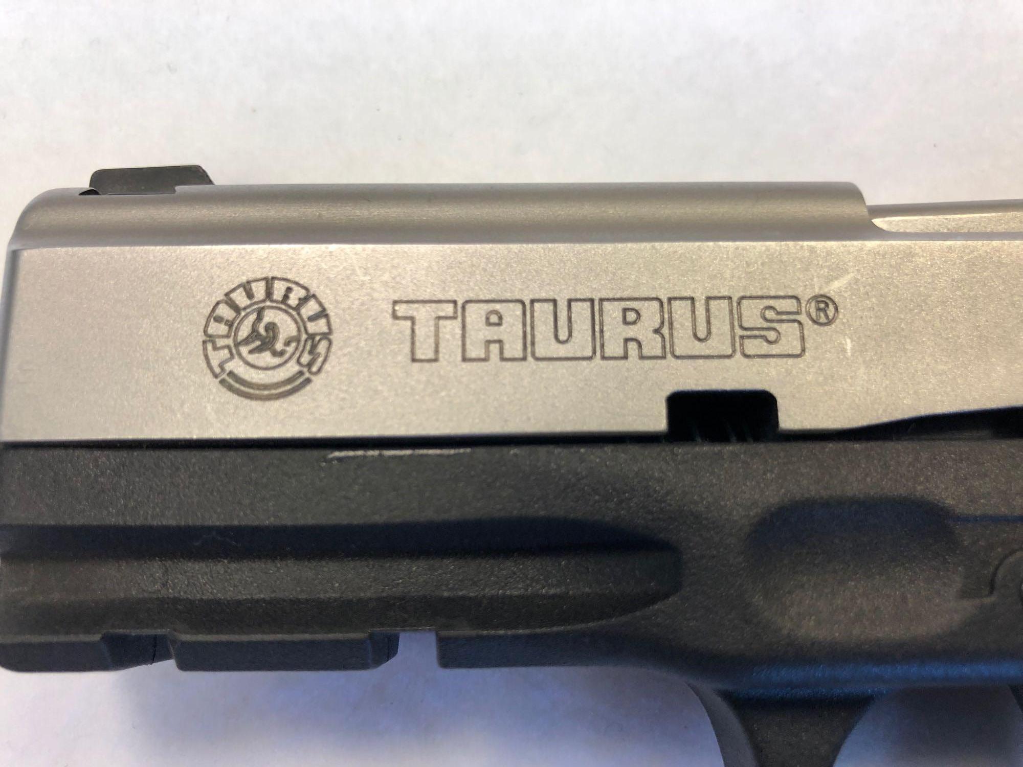 Taurus PT 24/7 Pro DS .40 cal.