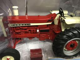 IH 1206 Turbo Tractor 1/16th - NIB