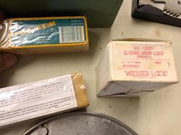 B & D 6'' dato sets and sanding disc cleaner