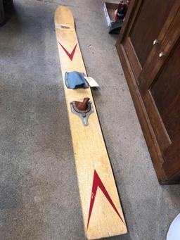 Funcraft ski. NO SHIPPING.